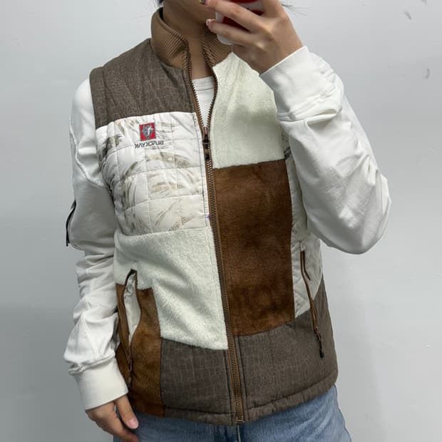 [L] 블랙야크 패딩 조끼