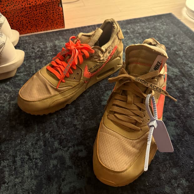 나이키 오프화이트 에어맥스 90 데저트오어 290