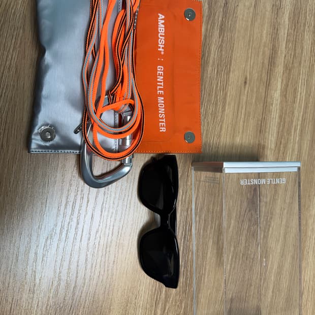 젠틀몬스터 엠부시 카라비너 1