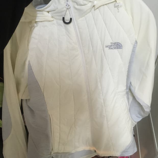 노스페이스 바람막이