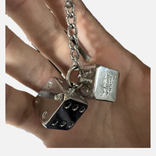 스투시 다이스 키링 