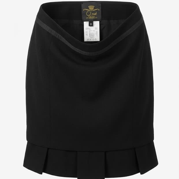 한섬 오즈세컨 밑단플리츠 모 미니스커트 블랙