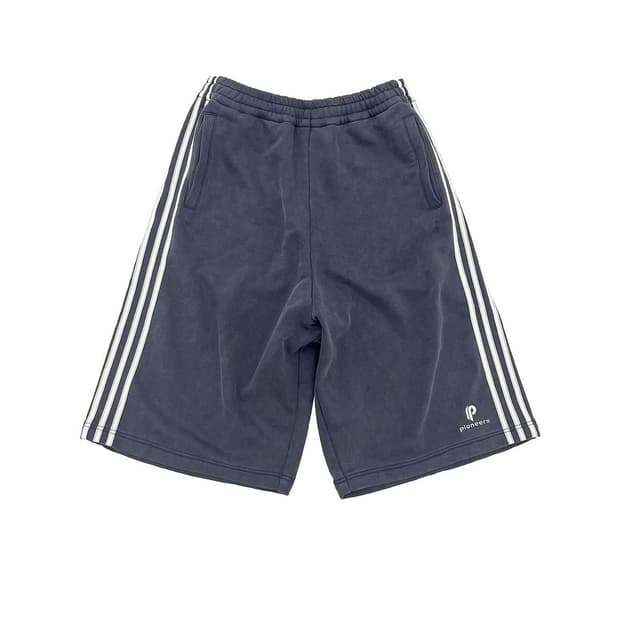 파이오니어스 배기 스웻 숏 팬츠 m 구해요