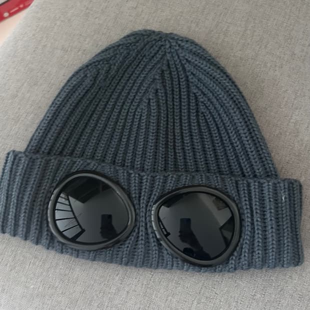 cp컴퍼니 고글 비니 그레이