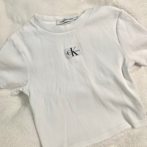 캘빈클라인 반팔