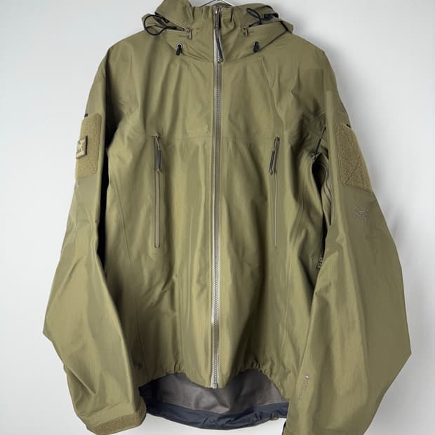 아크테릭스 리프 Arcteryx Leaf 알파 gen2 크로커다일