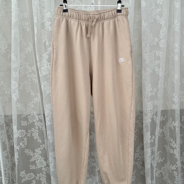 S) 나이키 트레이닝 조거 팬츠 베이지