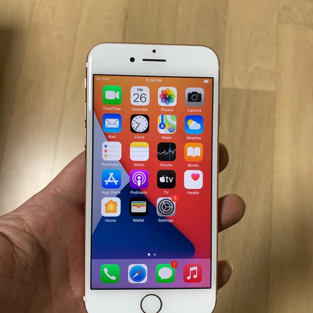 아이폰7로골32GB팔아요