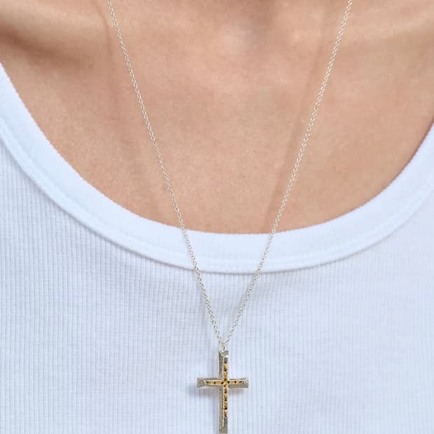 ae cross pendant necklace
