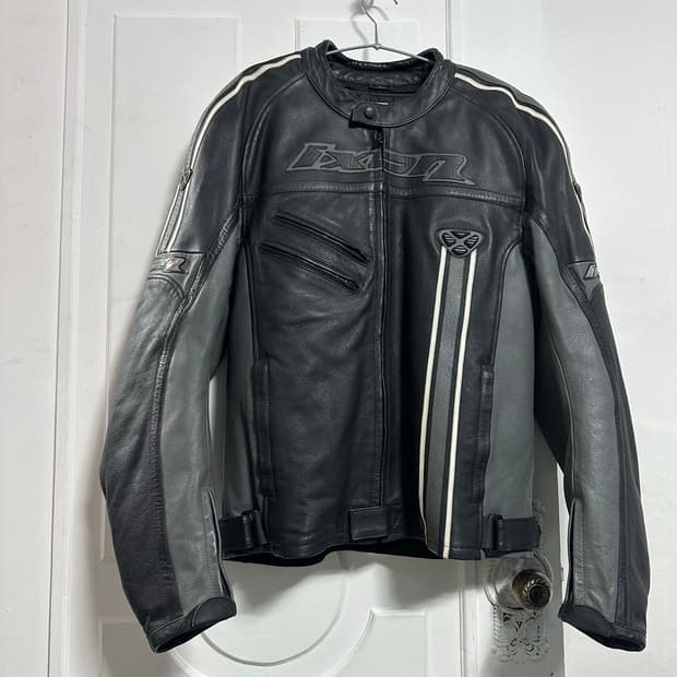 IXON 레더 모터사이클 자켓