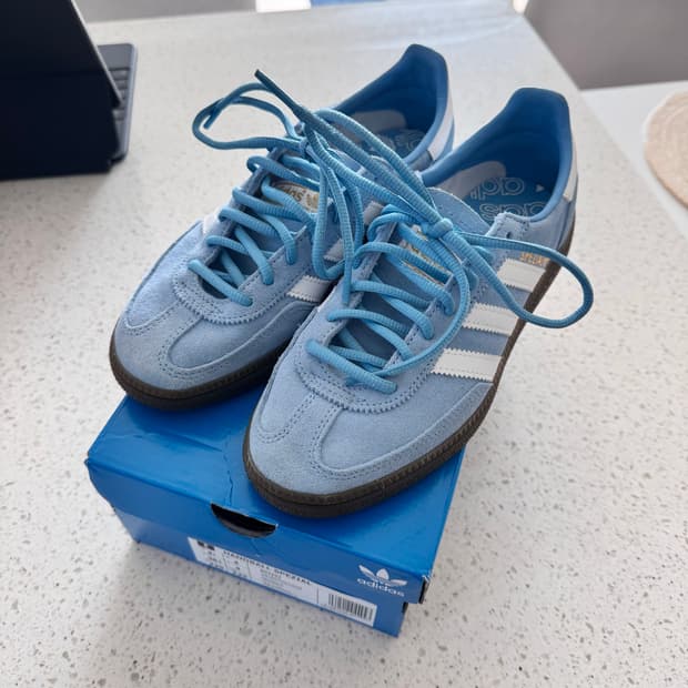 아디다스 핸드볼 스페지알 225