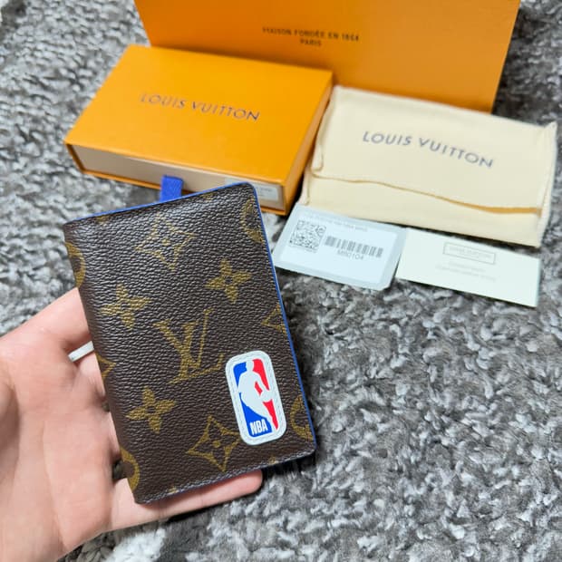 루이비통 NBA 한정판 이클립스 모노그램 오거나이저 카드지갑