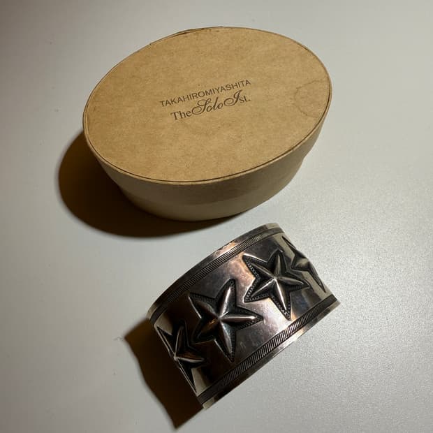 솔로이스트 코디샌더슨 뱅글