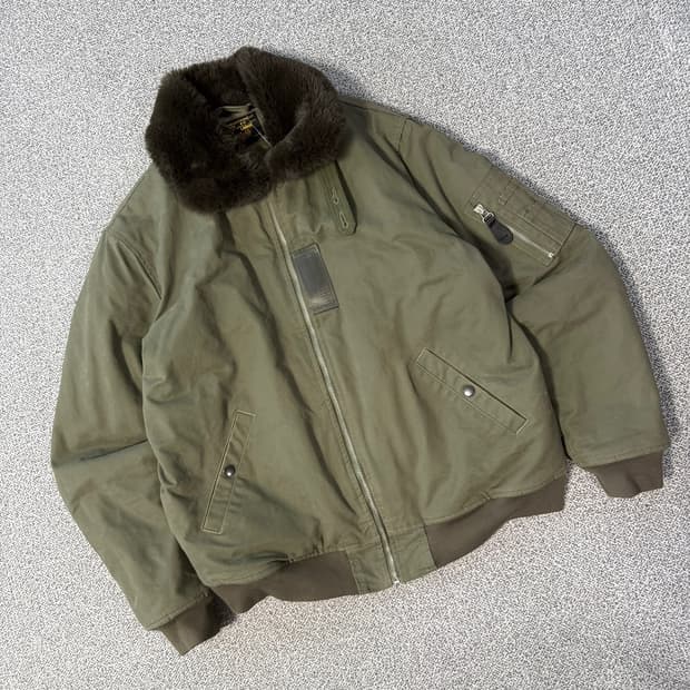 U.F. Clothing Company B-15 플라이트 자켓