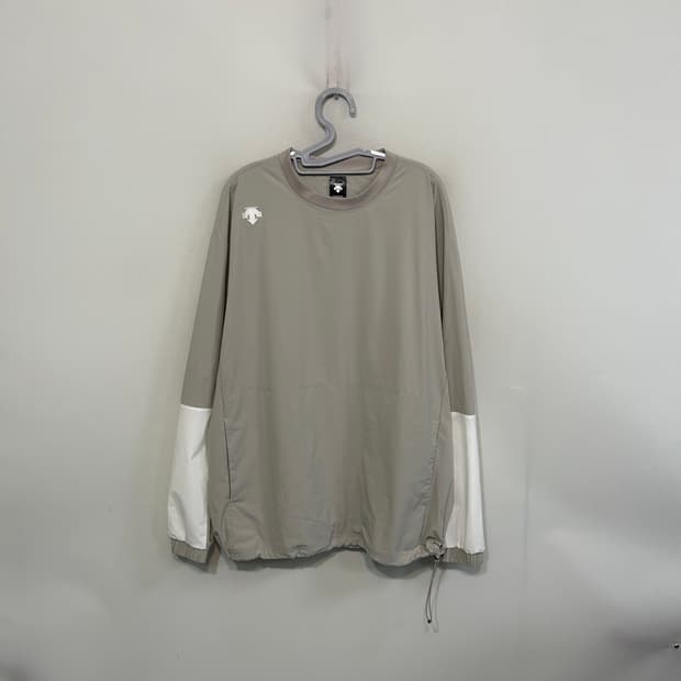 데상트 남성 웜업 맨투맨 100 