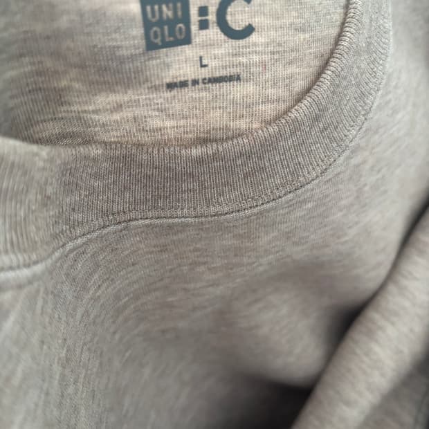 유니클로 C 스웨트셔츠 베이지