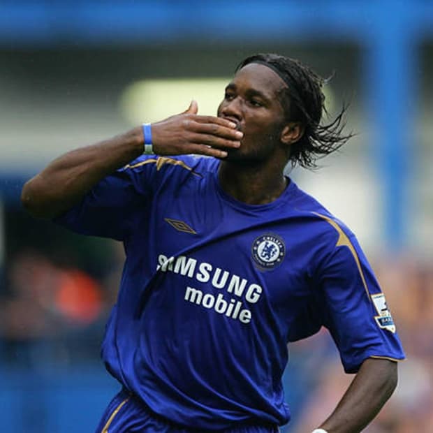 엄브로 첼시 05/06 100주년 홈 셔츠 드록바 No.15