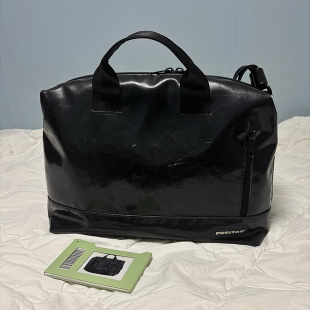 프라이탁 로이 올블랙