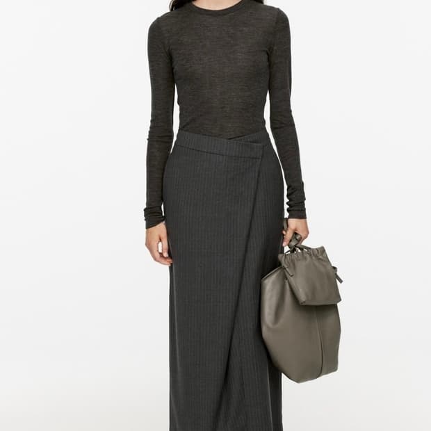 아르켓 스트라이프 랩 스커트