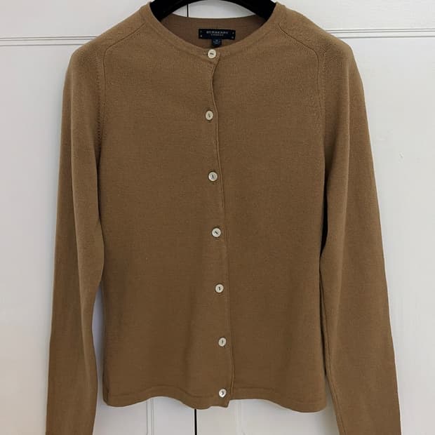  버버리 카멜 가디건 44,55 정품 