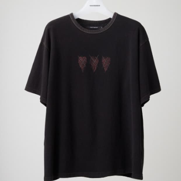 해칭룸 VTG Cartoon Heart Tee Washed Black