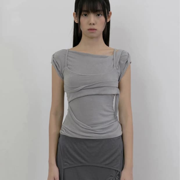 플레어업 Layered Bustier T-Shirt 그레이