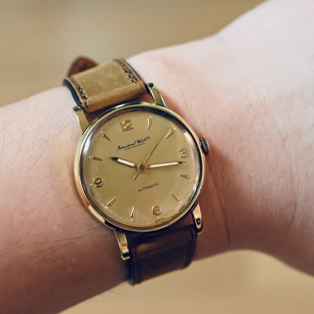 [판매] IWC 빈티지 오토매틱 18K 옐로우골드 (Cal. 853 펠라