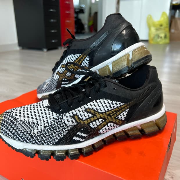 [240] 아식스 젤 퀀텀 360 니트 블랙/화이트