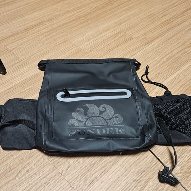 (새상품 ) Sundek 방수 힙샙/벨트백