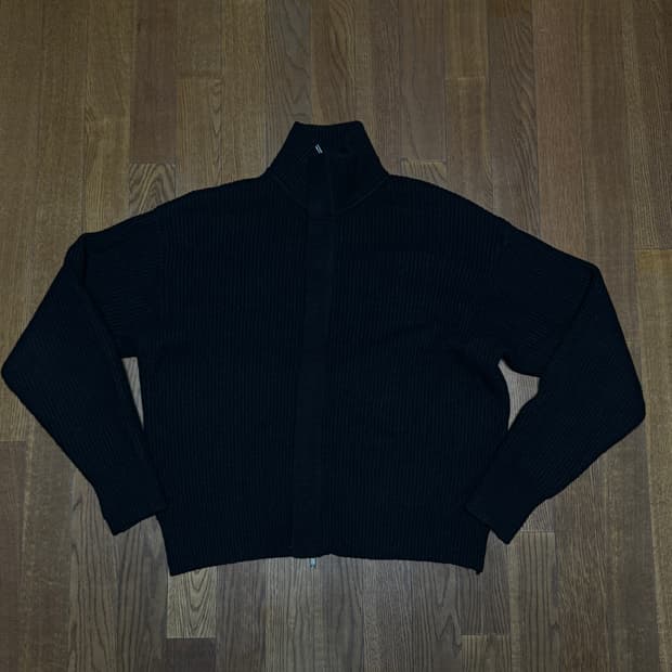 비슬로우 집업 니트