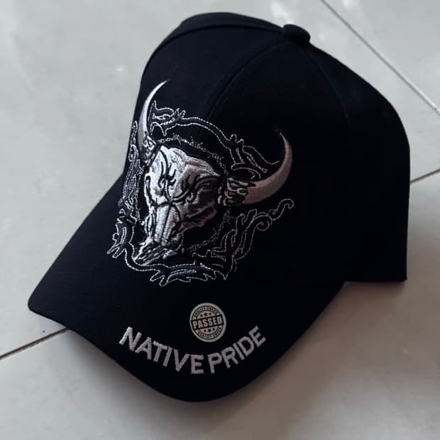 PRIDE COW SKUL 네이티브 프라이드 소 해골 모자