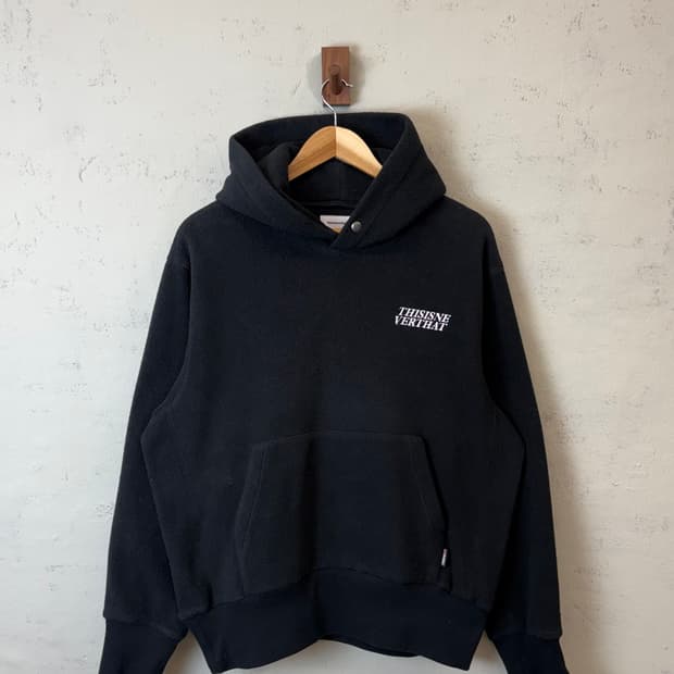 디스이즈네버댓 폴라텍 후리스 후드티 블랙