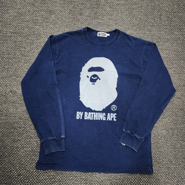 베이프 빅 로고 롱슬리브 티 XL사이즈