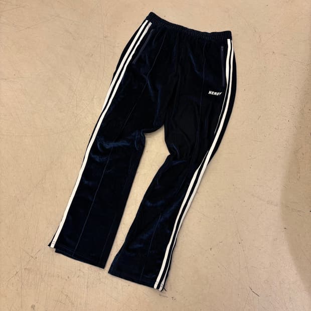 널디 벨벳 코듀로이 트레이닝 팬츠