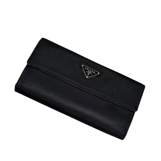프라다 버튼 장지갑