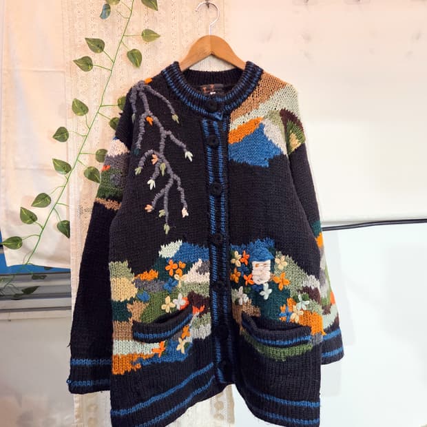 자수 가득 울 가디건