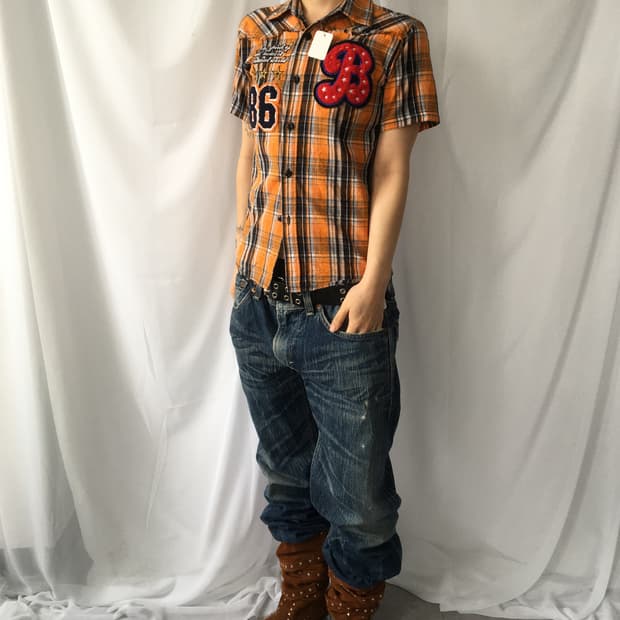 Patch point check pattern shirt