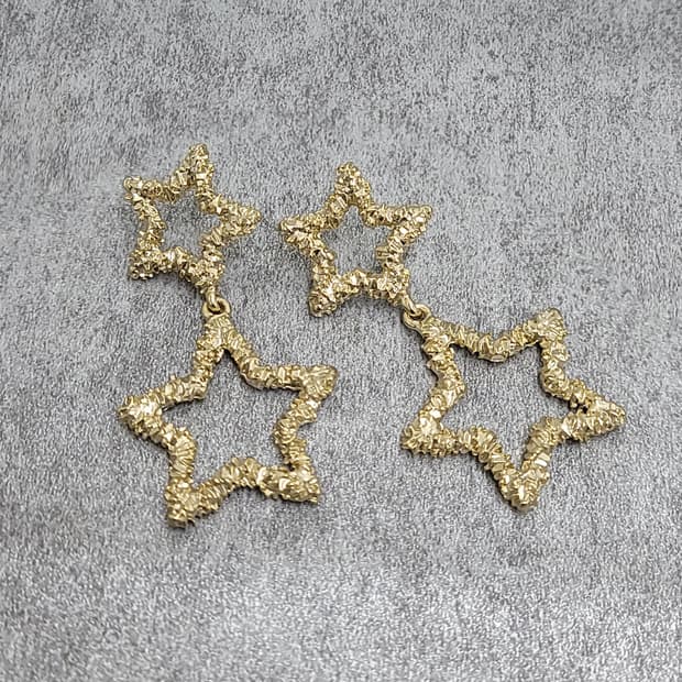 star earrings 