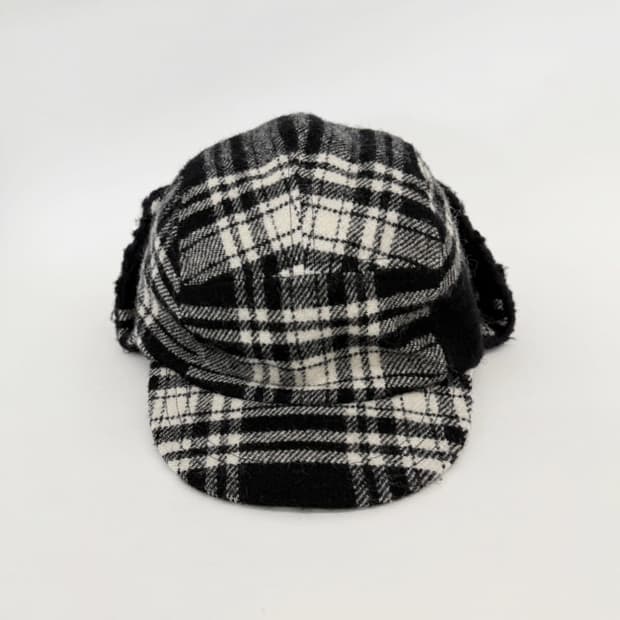 요코 사카모토 체크 이어플랩 캡