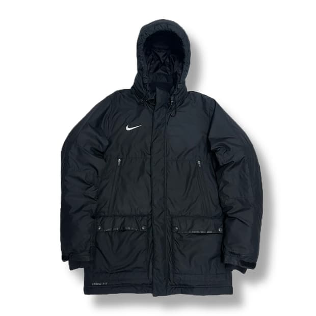 나이키 스우시 스톰핏 패딩 점퍼
