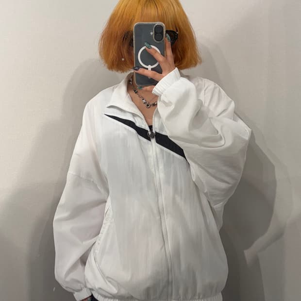 L 나이키 스포츠웨어 에센셜 우븐 바람막이 재킷 화이트