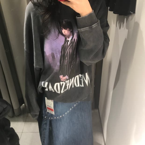 자라 (zara) 웬즈데이 맨투맨