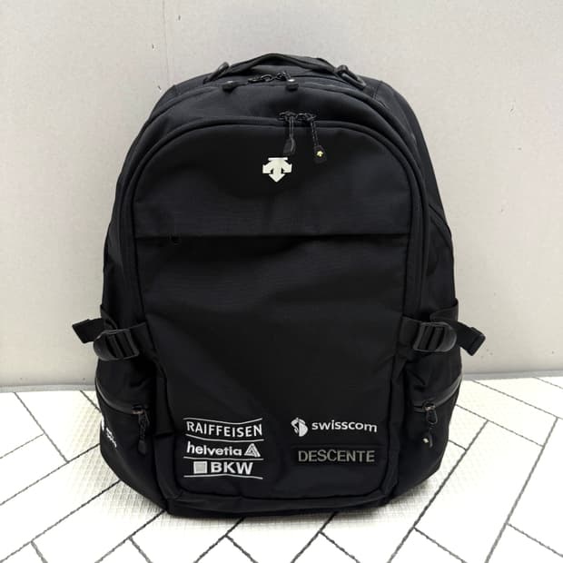 데상트 아우디 스키팀 백팩 블랙