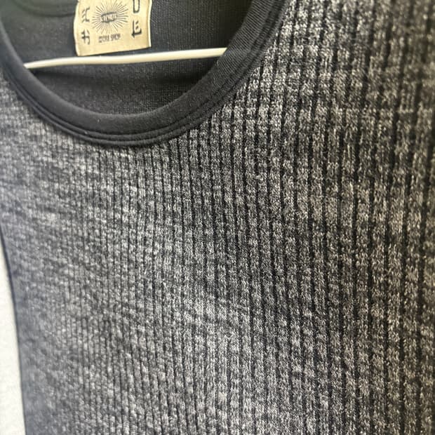 기철 니트 롱슬리브