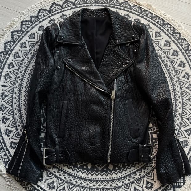 소매 탈부착 아이즈 카프스킨 자켓