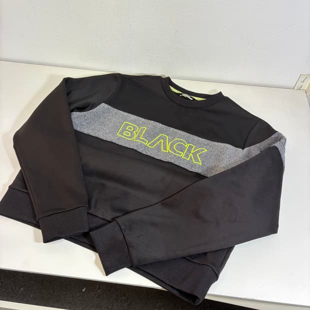 90-95 블랙야크 블랙 빅로고 폴리 맨투맨