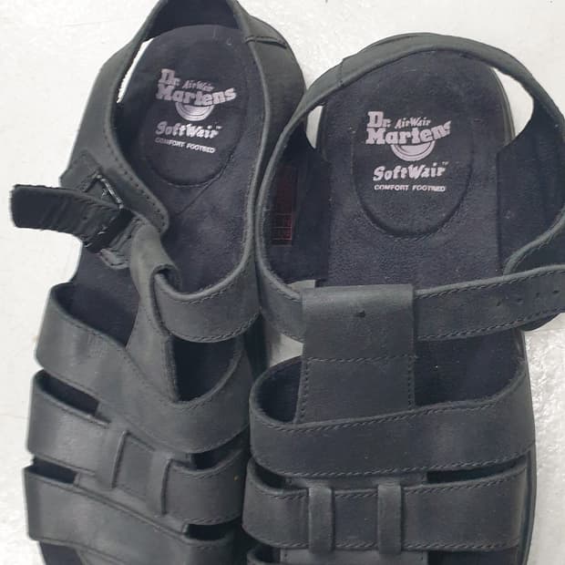 닥터마틴 캐롤린 블랙 샌들 EU38 새거