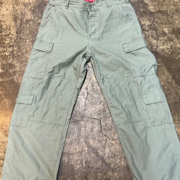 슈프림 카고팬츠 36 사이즈 