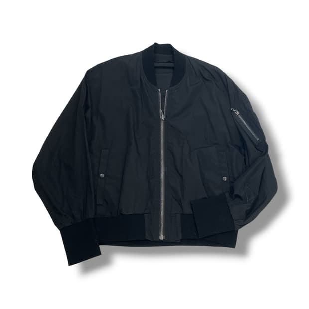 율리우스 19SS 'BEELZEBUB' 그래픽 아카이브 MA-1 봄버