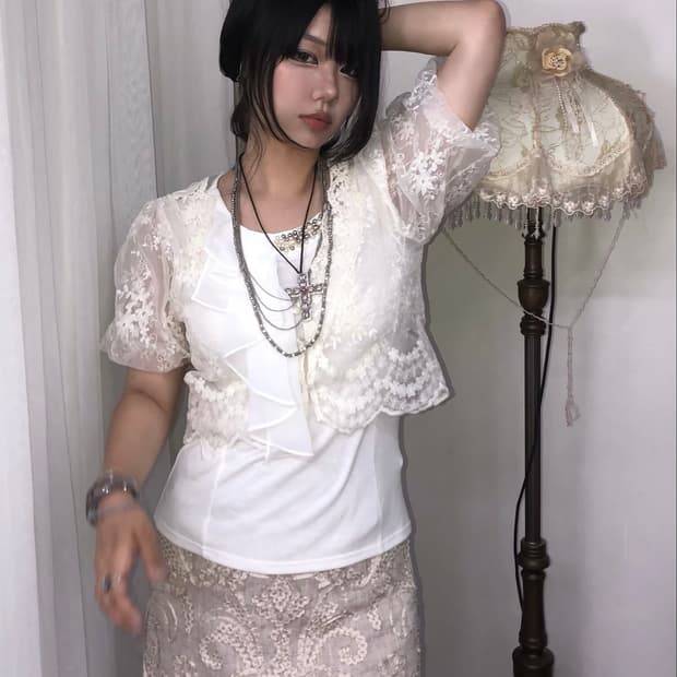 ivory lace cd & pearl draped sleeveless